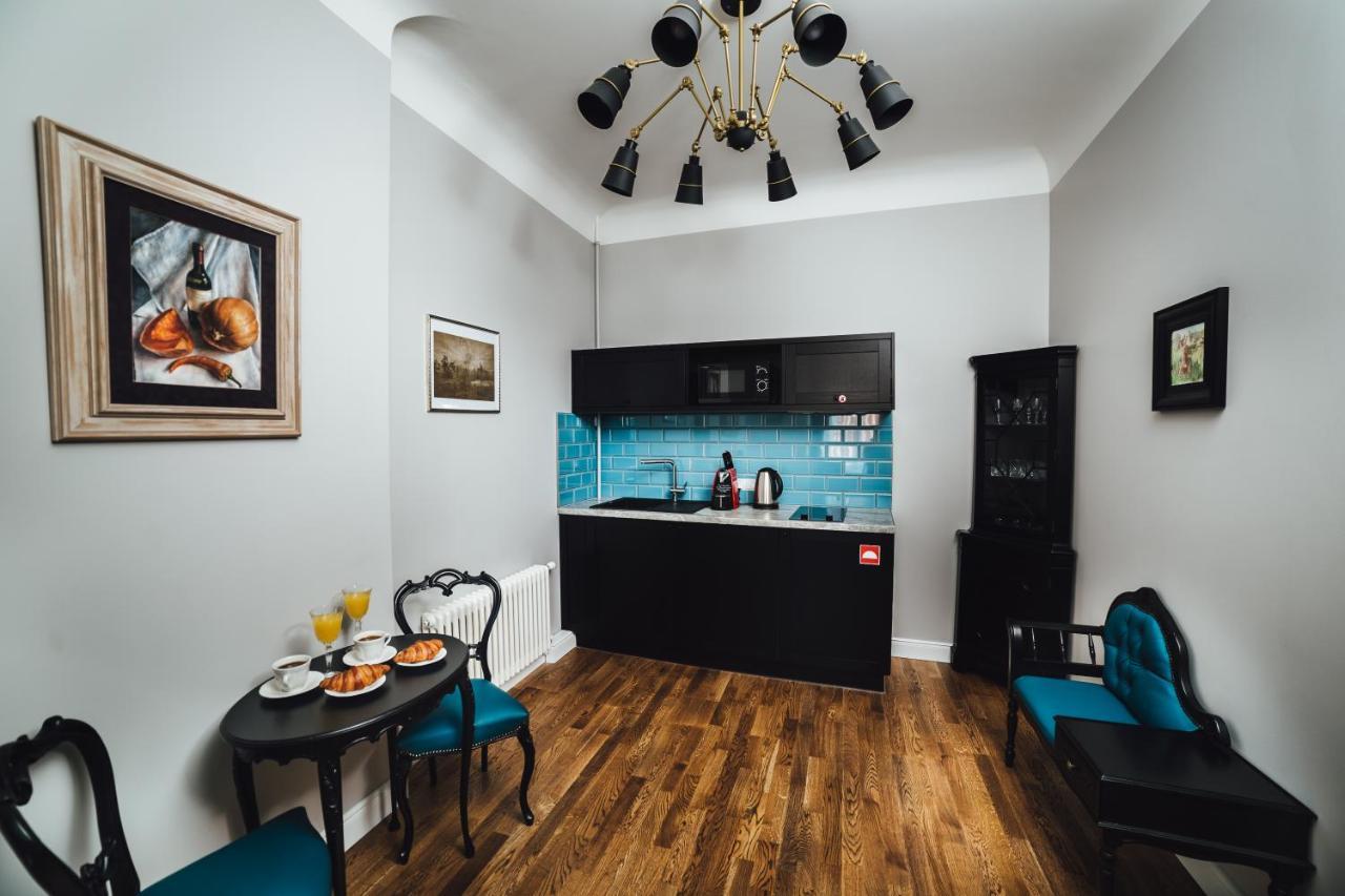 Sherlock Apartments Riga Exterior photo